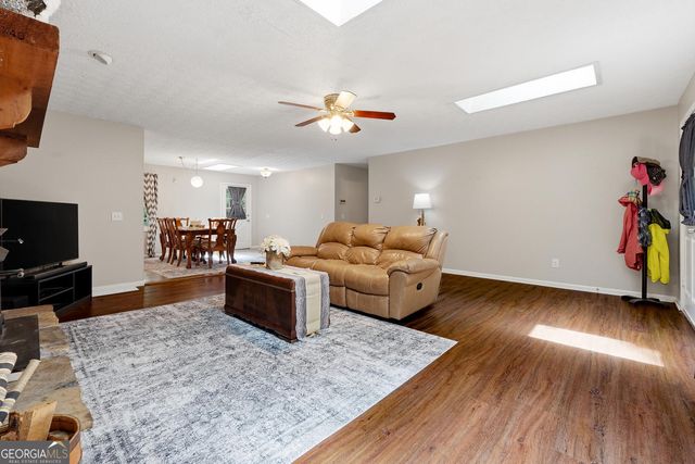 426 Green Ridge Road SE, Cartersville, GA 30120