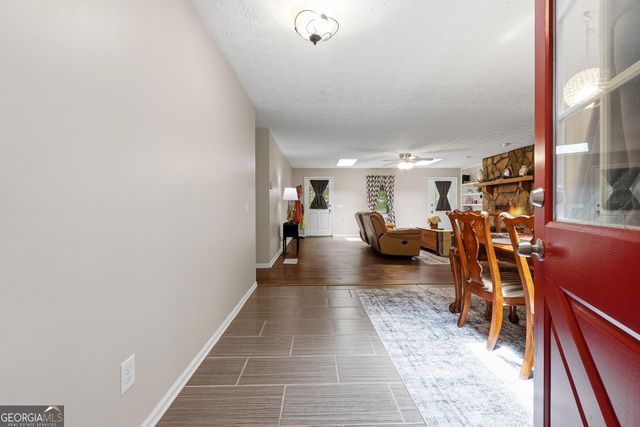 426 Green Ridge Road SE, Cartersville, GA 30120