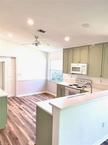7588 Cameron CIR, Fort Myers, FL 33912