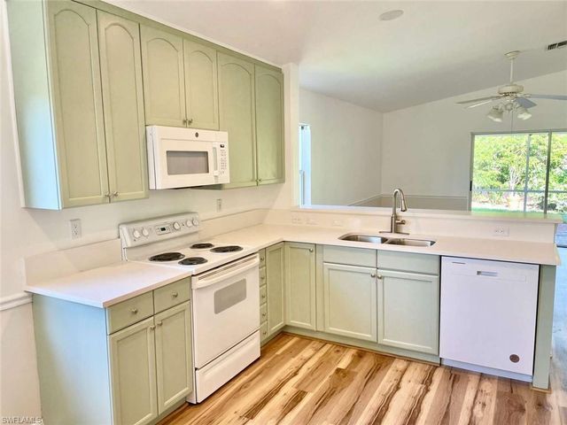 7588 Cameron CIR, Fort Myers, FL 33912