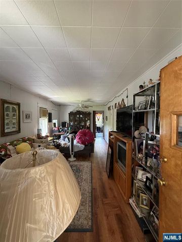 14 Heights Avenue, Fair Lawn, NJ 07410