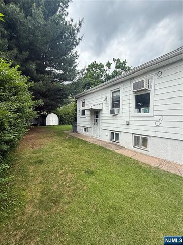 14 Heights Avenue, Fair Lawn, NJ 07410