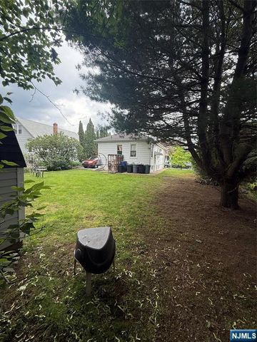 14 Heights Avenue, Fair Lawn, NJ 07410