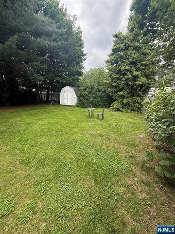 14 Heights Avenue, Fair Lawn, NJ 07410