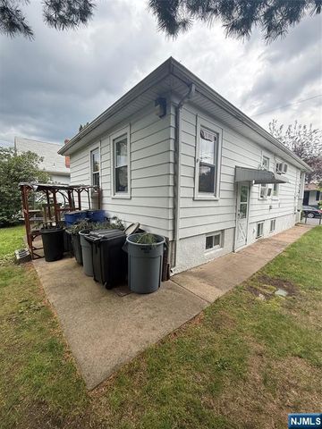 14 Heights Avenue, Fair Lawn, NJ 07410