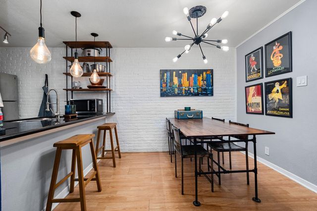 2615 Marilee Lane 2, Houston, TX 77057