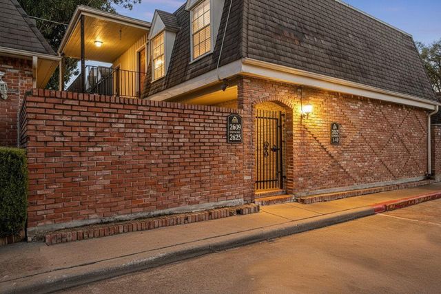 2615 Marilee Lane 2, Houston, TX 77057