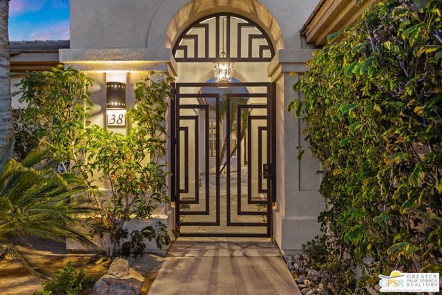 38 Calle Del Norte, Rancho Mirage, CA 92270