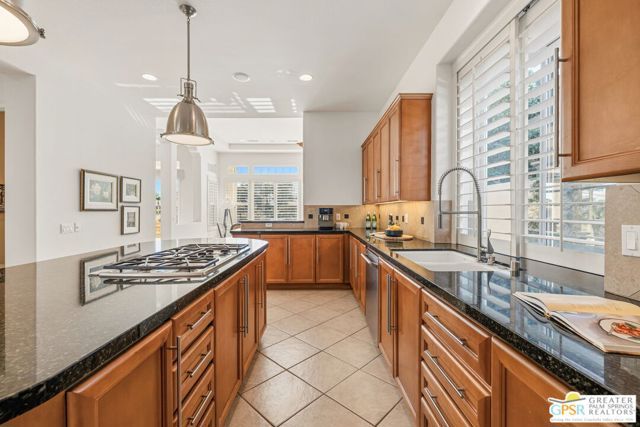 38 Calle Del Norte, Rancho Mirage, CA 92270