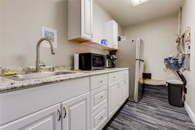 70 S 12th St, South Side, PA 15203