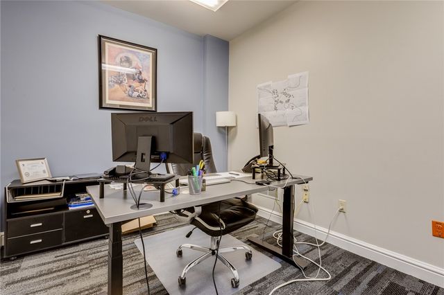 70 S 12th St, South Side, PA 15203