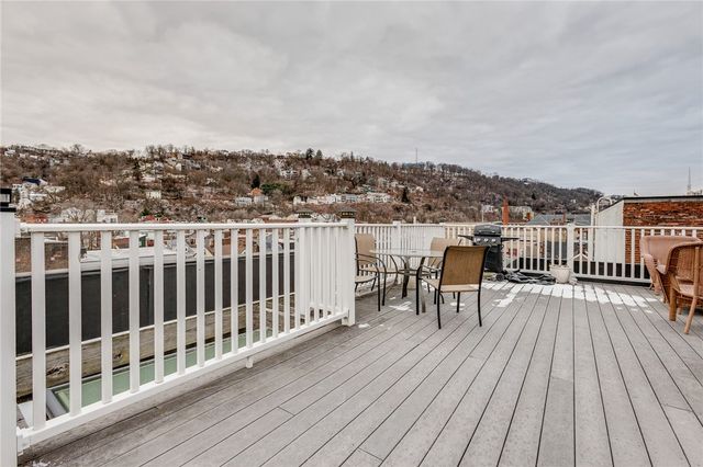 70 S 12th St, South Side, PA 15203