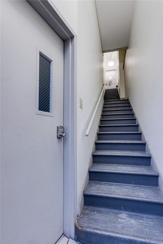 70 S 12th St, South Side, PA 15203