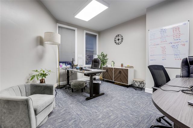 70 S 12th St, South Side, PA 15203