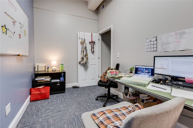 70 S 12th St, South Side, PA 15203