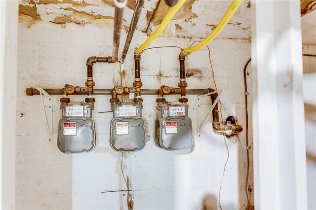 70 S 12th St, South Side, PA 15203