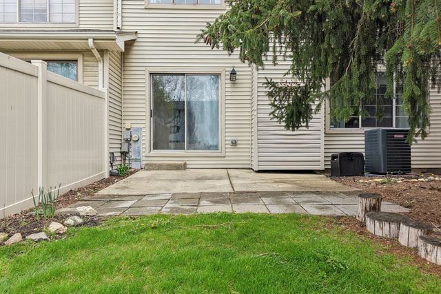 2056 Yellow Daisy Court, Naperville, IL 60563