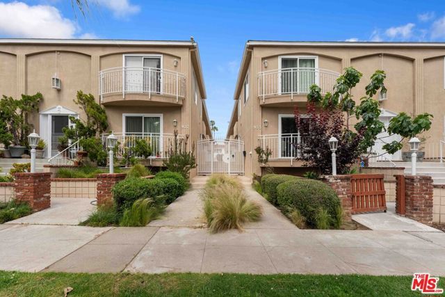 933 11th Street 21, Santa Monica, CA 90403