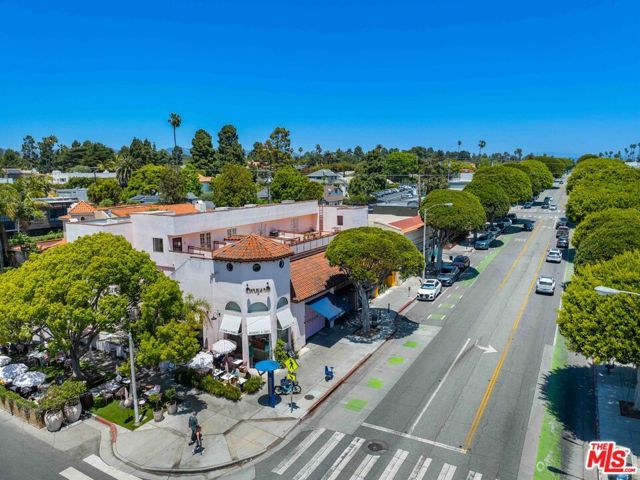 933 11th Street 21, Santa Monica, CA 90403
