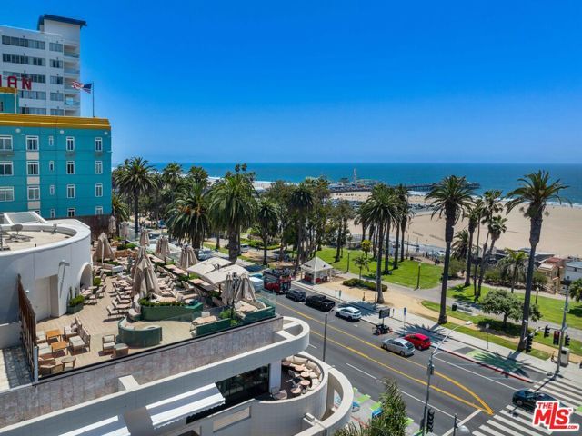 933 11th Street 21, Santa Monica, CA 90403