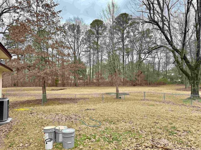 814 Canterbury Street, Benton, AR 71015