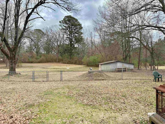 814 Canterbury Street, Benton, AR 71015