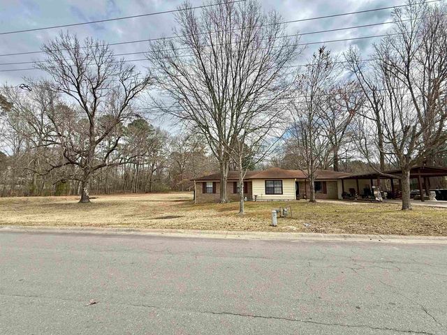 814 Canterbury Street, Benton, AR 71015