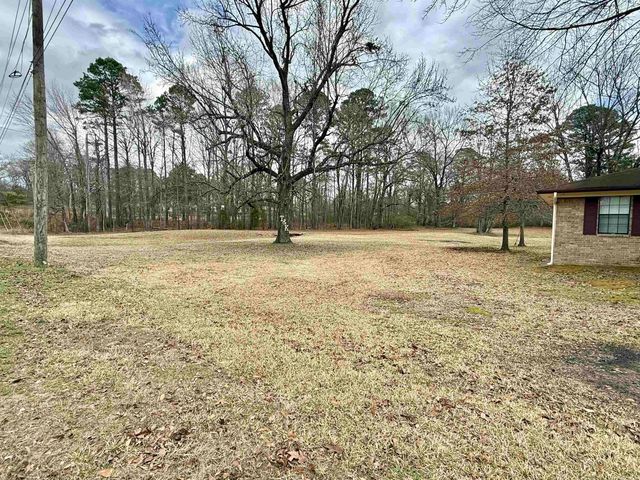 814 Canterbury Street, Benton, AR 71015