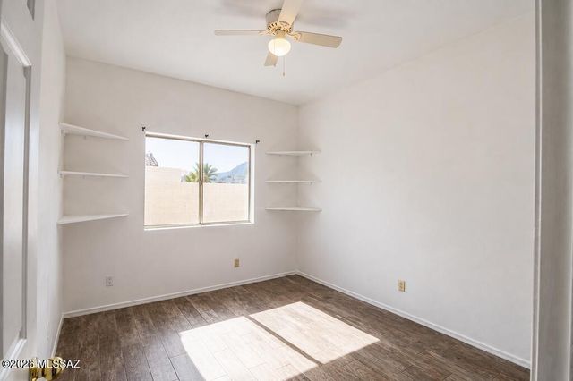 981 W Turnstone Place, Tucson, AZ 85737