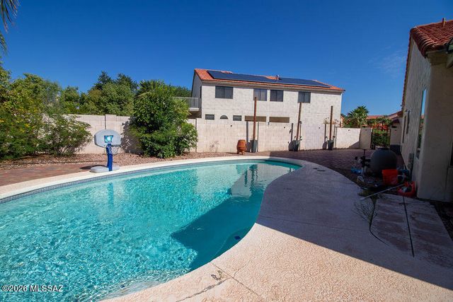 981 W Turnstone Place, Tucson, AZ 85737