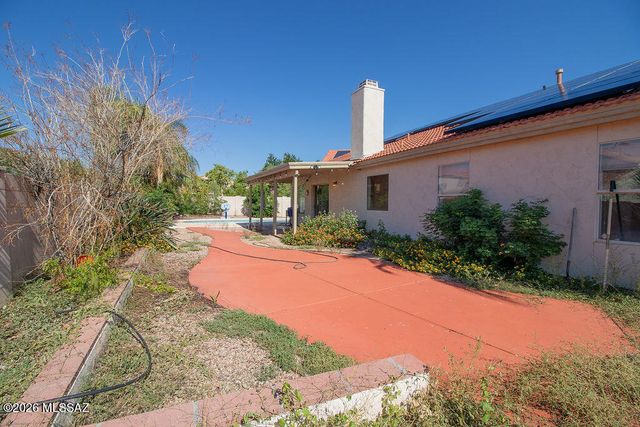 981 W Turnstone Place, Tucson, AZ 85737