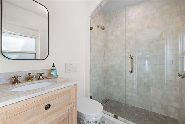 307 South Haswell Drive, Bryan, TX 77803