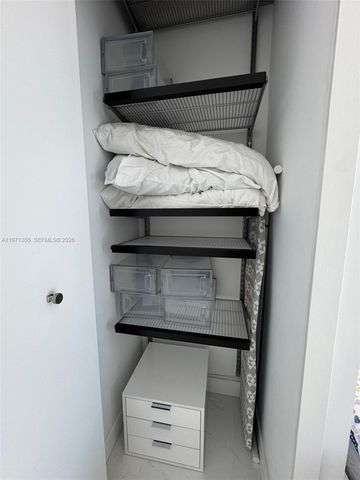 79 SW 12th St 1806, Miami, FL 33130