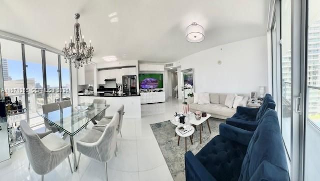 79 SW 12th St 1806, Miami, FL 33130