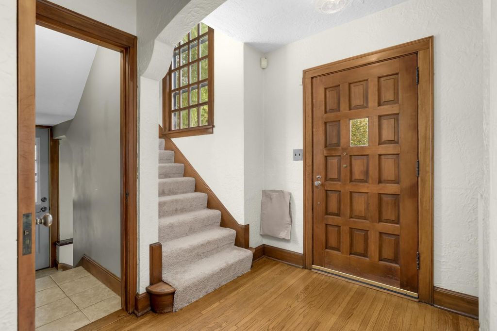 1787 Hillcrest Avenue, Saint Paul, MN 55116 — photo 2