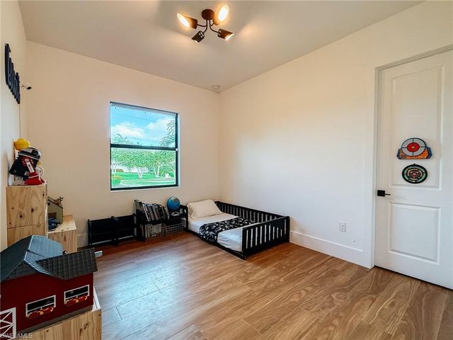 1702 Ludlow RD, Marco Island, FL 34145