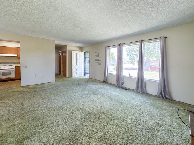 169 Rainier Circle, Vacaville, CA 95687