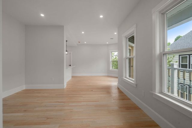 32 Manning St 2, Medford, MA 02155