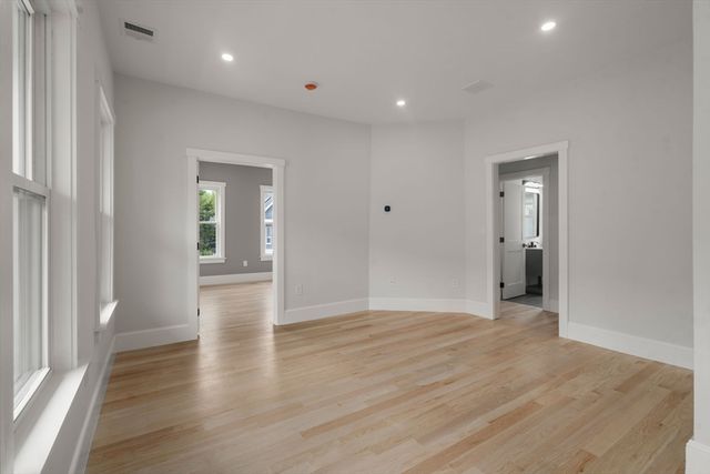 32 Manning St 2, Medford, MA 02155