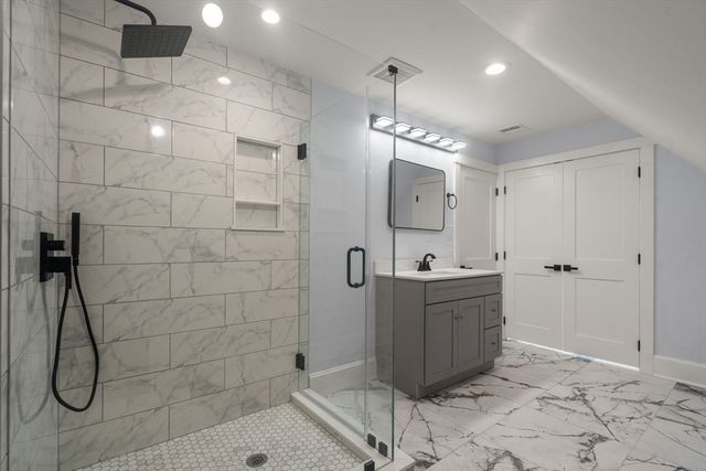 32 Manning St 2, Medford, MA 02155