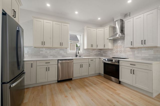 32 Manning St 2, Medford, MA 02155