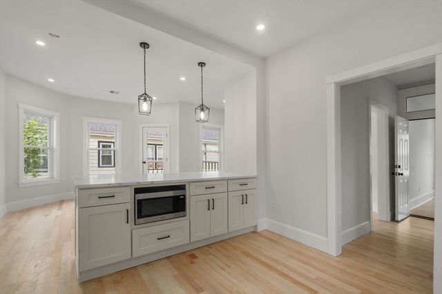 32 Manning St 2, Medford, MA 02155