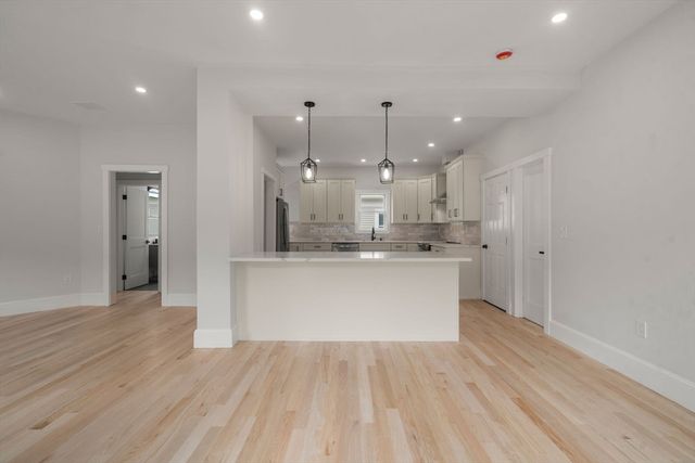 32 Manning St 2, Medford, MA 02155