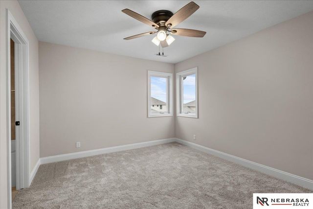 12616 S 78th Avenue, Papillion, NE 68046