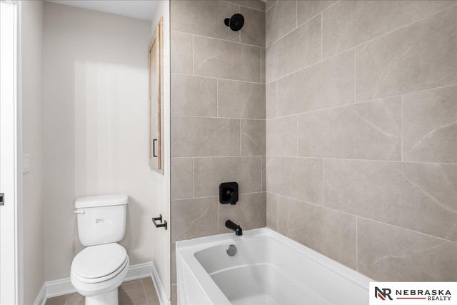 12616 S 78th Avenue, Papillion, NE 68046