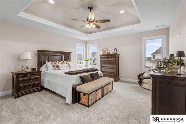 12616 S 78th Avenue, Papillion, NE 68046