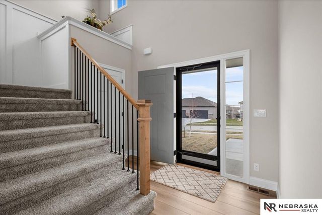 12616 S 78th Avenue, Papillion, NE 68046
