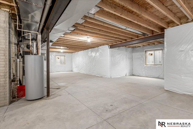 12616 S 78th Avenue, Papillion, NE 68046