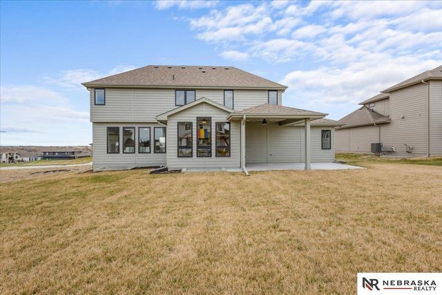 12616 S 78th Avenue, Papillion, NE 68046