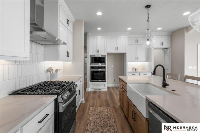 12616 S 78th Avenue, Papillion, NE 68046